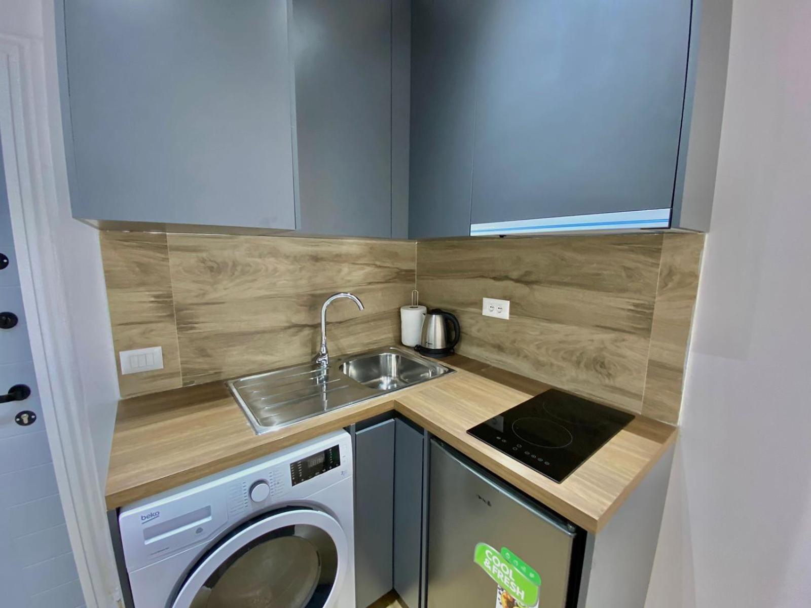 Mara Central Apartment 3 Tiranë Ngoại thất bức ảnh